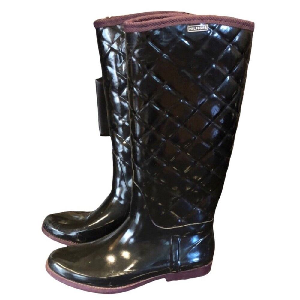 Hilfiger‎ tufted faux quilt 16” tall rain boots Women’s Size 10